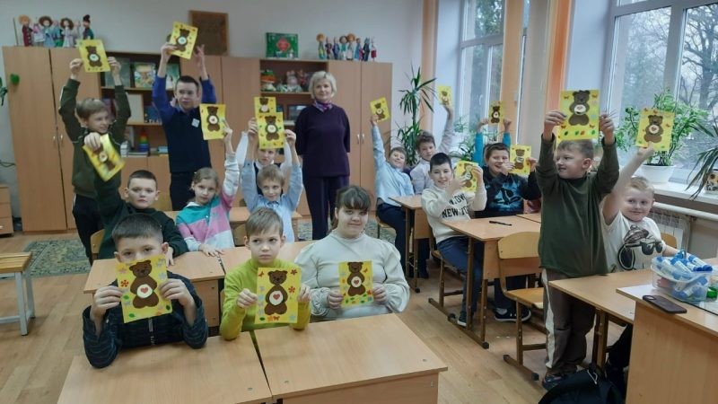 В Тучковской школе-интернате провели мастер‑класс «Чудо-ручки»