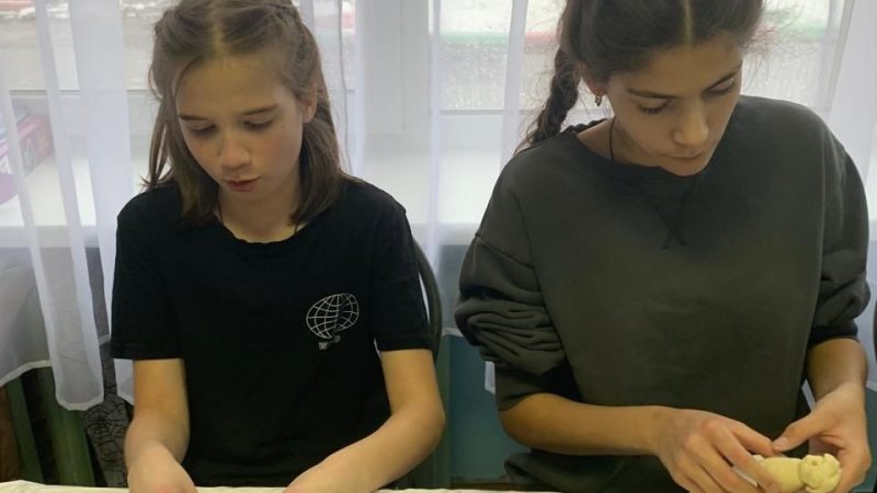 Творческий мастер-класс «Ангелочки» в ГКУ СО «Созвездие»