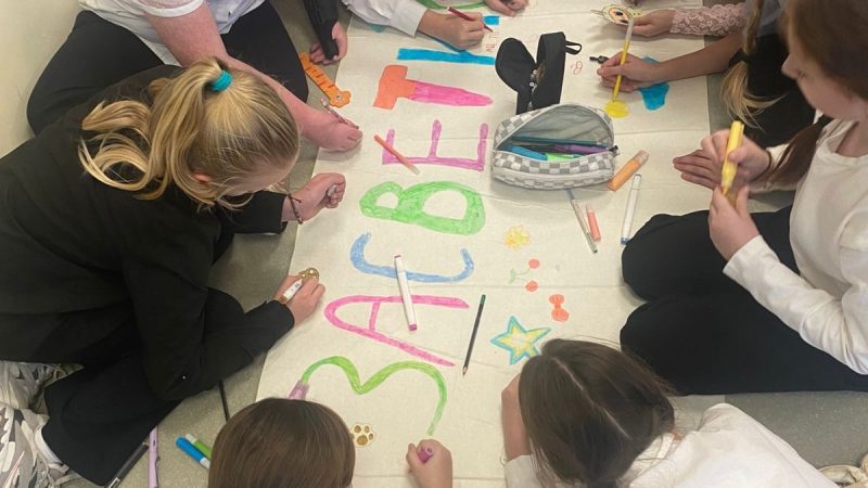 Конкурс плакатов «Засветись!»: творчество во имя безопасности