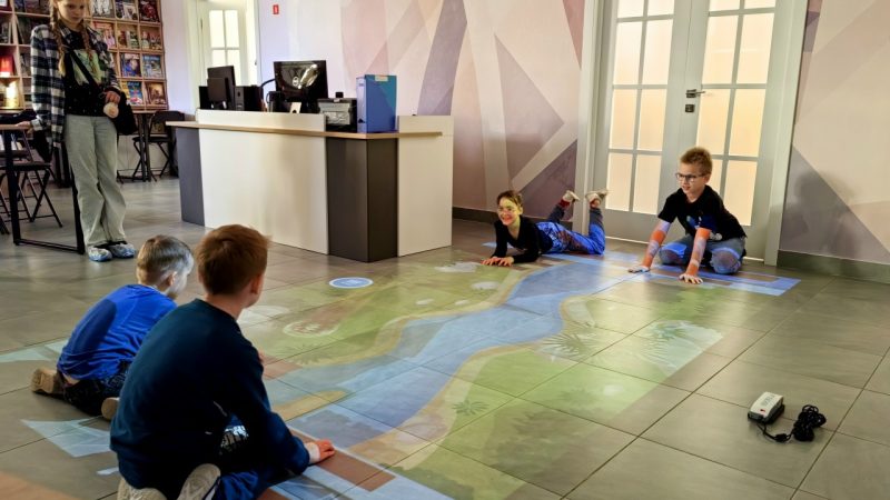Интерактивный пол «Шаг в будущее»: как ребята весело и с пользой провели время