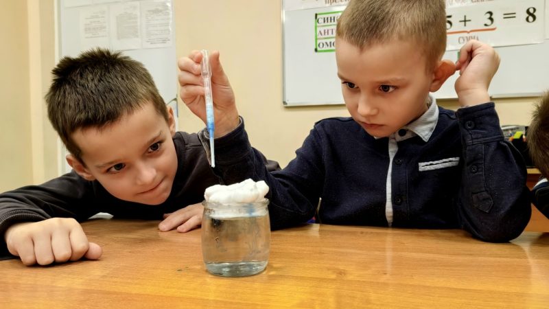 Экспериментариум «Магия науки» провели для рузских школьников