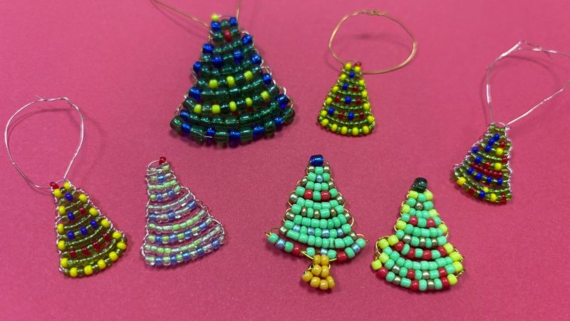 Творческая мастерская в Тучковской детской поселковой библиотеке: подготовка к Новому году