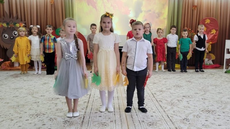 «Художница Осень» в подготовительной группе гимназии