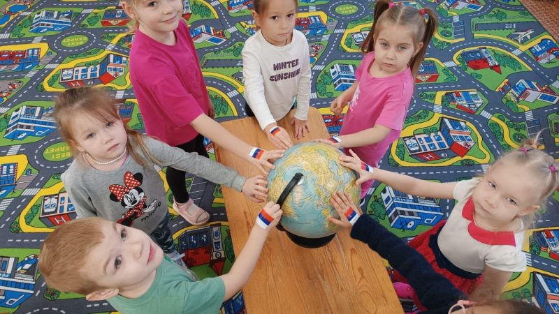 В дошкольном отделении «Беляная гора» прошла тематическая неделя «Моя Россия»