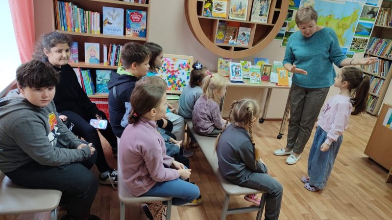 В Тучковской библиотеке рассуждали о важных качествах человека