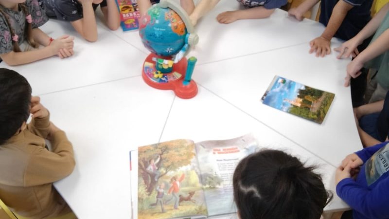 Занятие «Россия — наша страна» в старшей группе гимназии