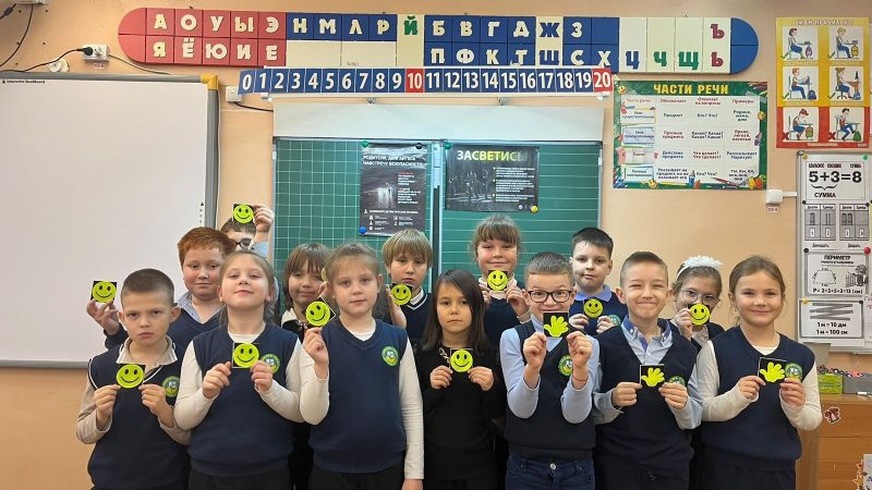 «Засветись!»: в школе № 3 Рузы напомнили о безопасности на дорогах