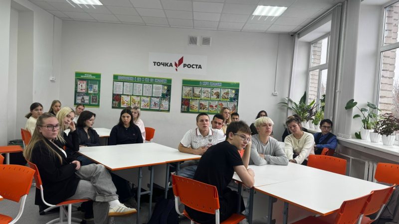 Литературный час, посвященный писателю Константину Симонову, прошел в Рузе