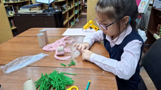 Новогодняя мастерская в Дороховской библиотеке