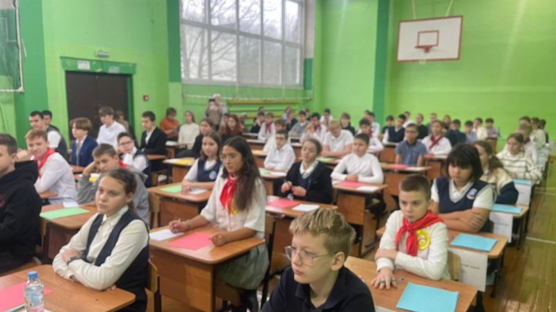 Школьники Рузского округа участвовали в математической эстафете