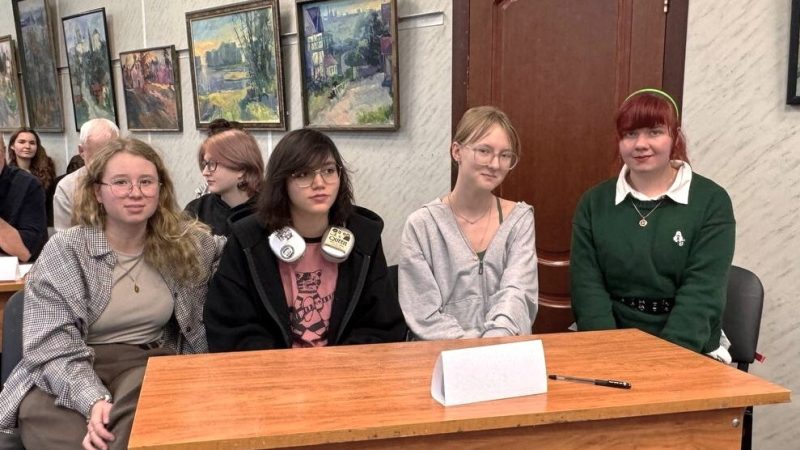 День художника отметили в Рузском филиале МГКИ