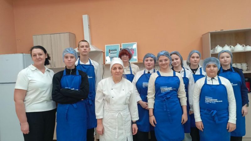 Тучковские школьники учились готовить капкейки