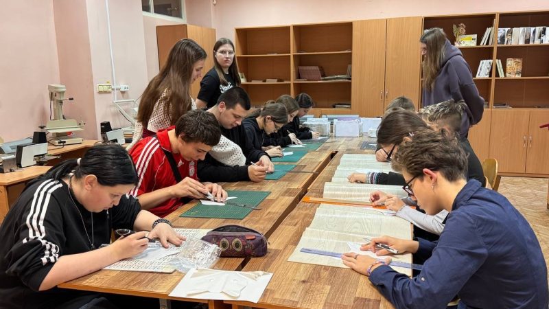 Тучковские школьники создавали объемные композиции