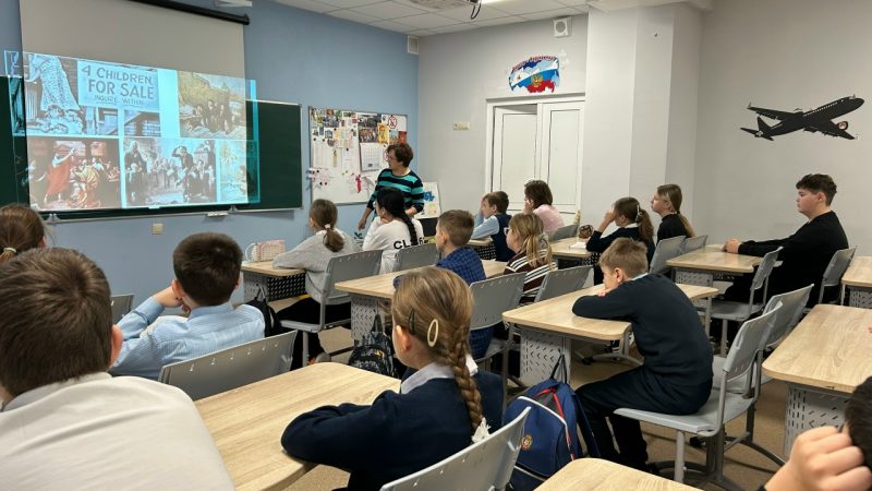 Литературный час в Тучковской детской библиотеке