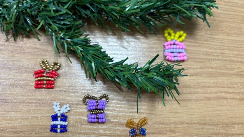 Творческая мастерская в Тучково: ёлочные игрушки из бисера