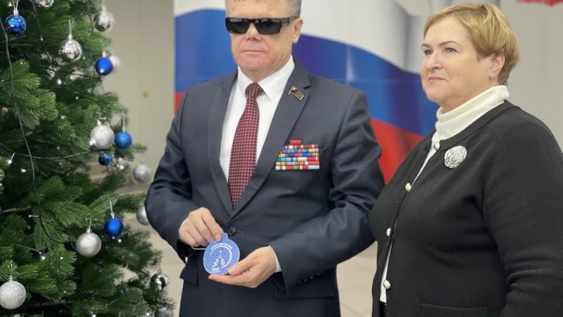 Депутат Владимир Вшивцев присоединился к акции «Ёлка желаний»