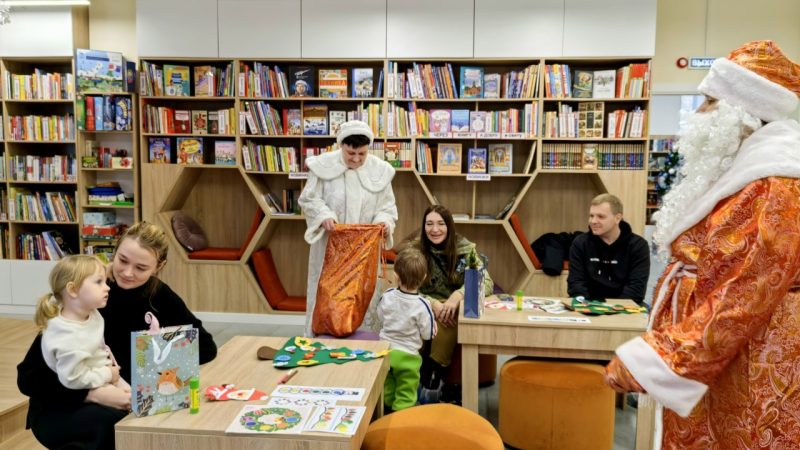 Новогодняя сказка в семейном клубе «Атмосфера развития»