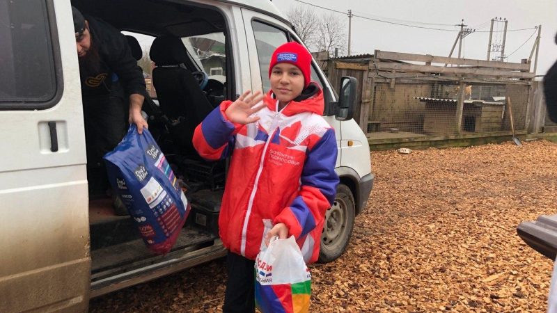 Волонтёры из Рузского округа доставили помощь в можайский приют для собак