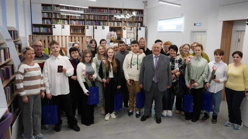 Юные ружане получили первые паспорта из рук главы