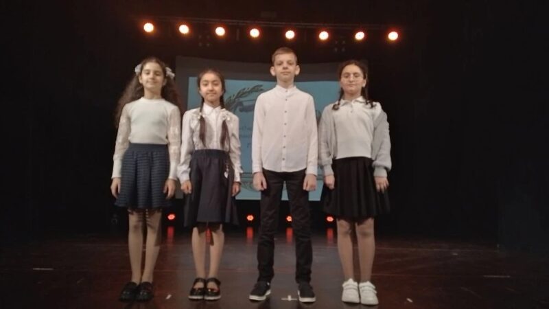 Русский язык объединяет: школьники СОШ №2 Рузы приняли участие в конкурсе чтецов