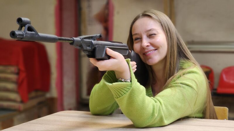 50 жительниц Рузы приняли участие в турнире по стрельбе