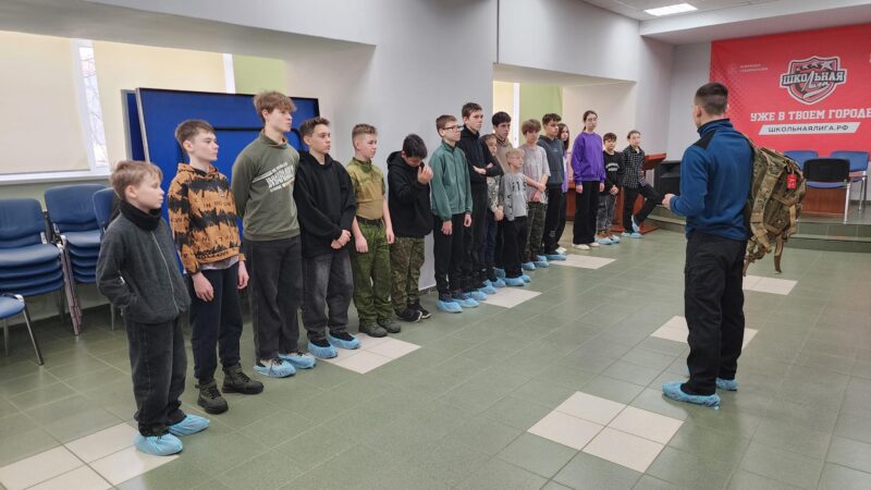 Рузские юнармейцы освоили внутривенные инъекции на занятиях по тактической медицине