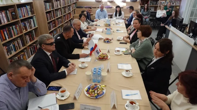 Глава Рузского округа и депутат Мособлдумы провели встречу с семьями участников СВО