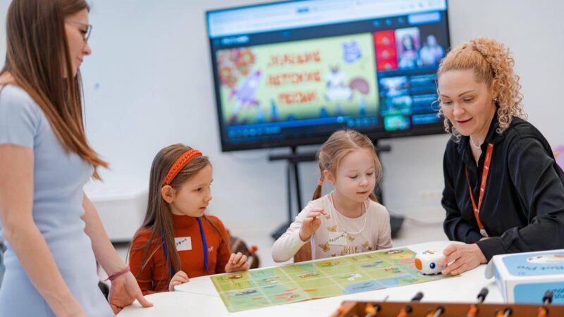 В Подмосковье озвучили сроки подачи заявлений на зачисление в Первый класс