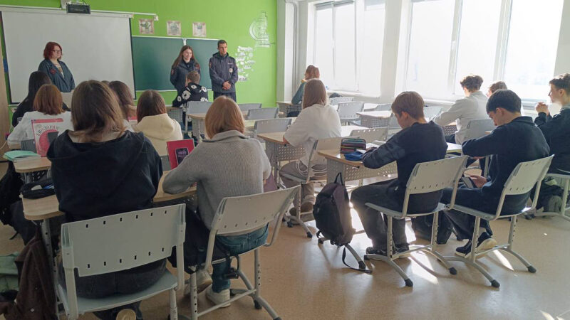 Сотрудники полиции провели с тучковскими школьниками профилактические беседы