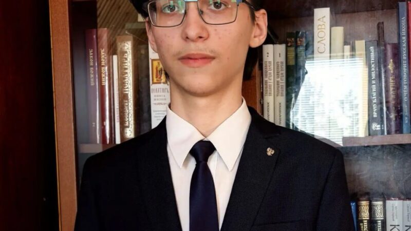 Глава Рузского округа поздравил победителей регионального этапа Всероссийской олимпиады школьников