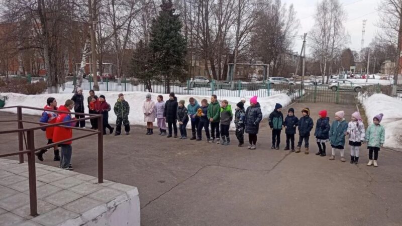 В Космодемьянской школе провели акцию «Выходи играть во двор»  