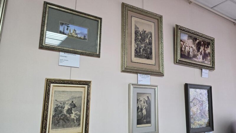 В Рузском краеведческом музее на выставке представили более 30 уникальных икон и картин из частных собраний