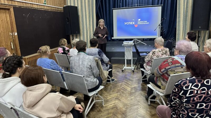 В Волковском ДК прошёл час истории «На огненных московских рубежах»