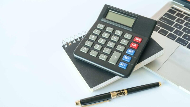 Для работающих родителей двоих или более детей установлена ежегодная семейная выплата