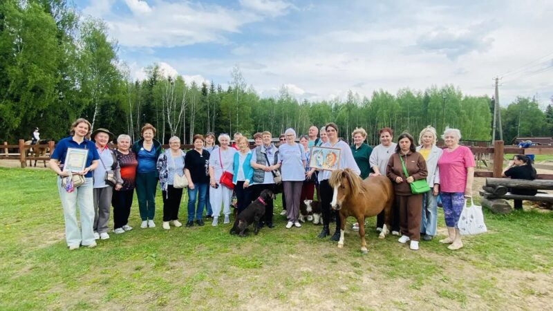 В Рузском округе иппотерапия способствует активному долголетию