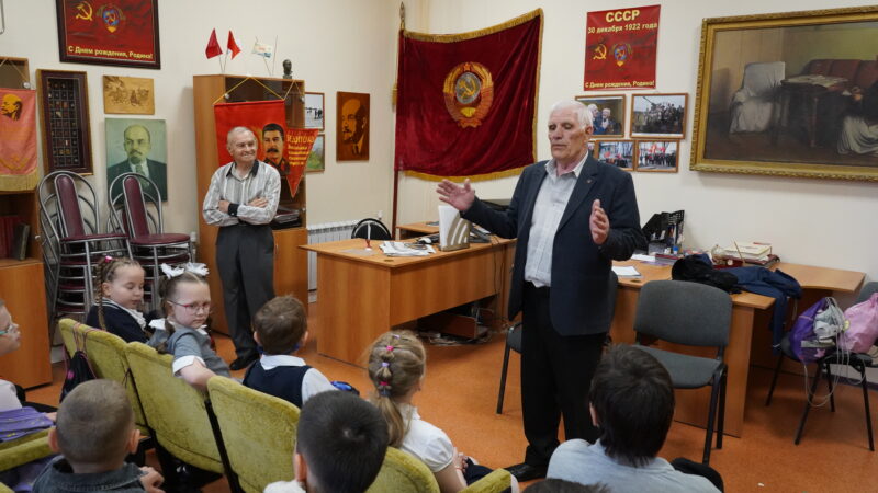 Юные ружане пообщались с детьми войны