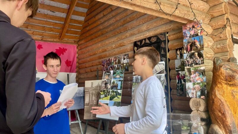 Молодогвардейцы приняли участие в организации праздника на Городке