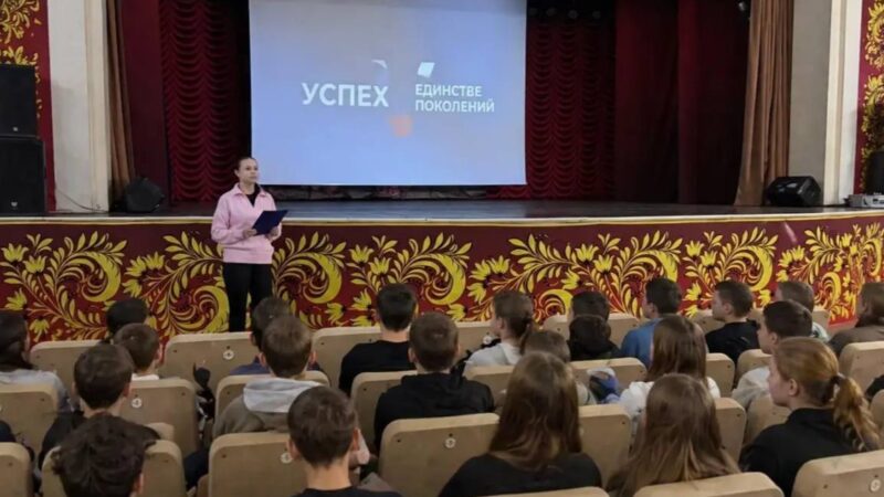 В Тучково состоялся показ фильма «Знамя Победы»