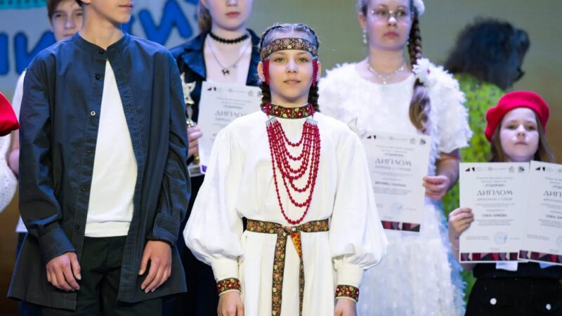 Юная ружанка завоевала Гран-при на конкурсе «Роднички» в Волоколамске