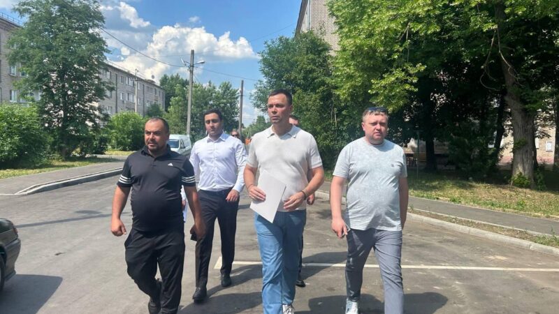 Заместитель министра оценил ход работы по благоустройству в Рузе и Истре