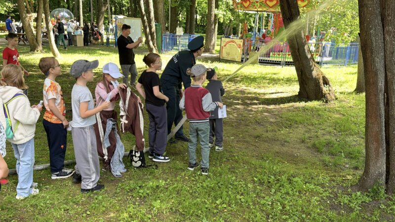 Врачи, пожарные, полиция: дети в рузском «Городке» нашли себя в профессии