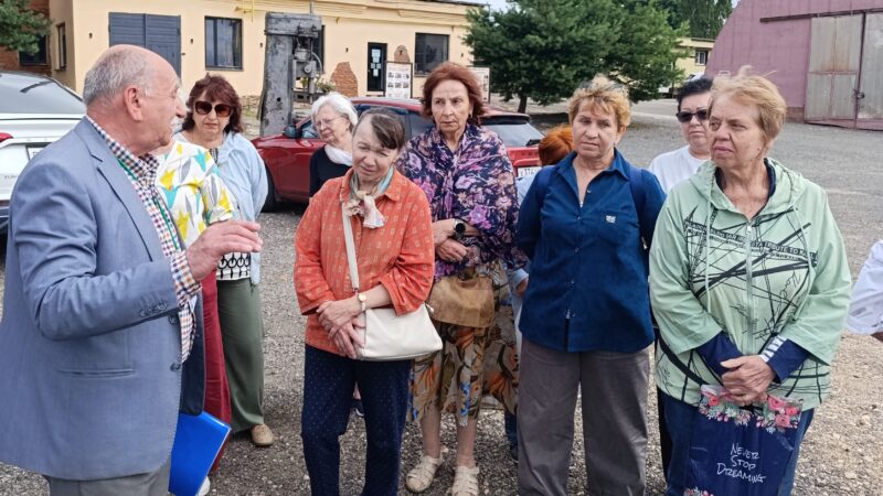Долголеты из Лобни и Красногорска ознакомились с рузскими достопримечательностями
