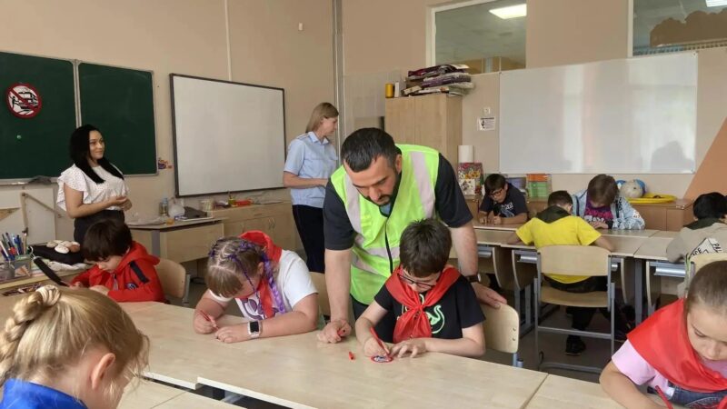 В Тучковской школе №1 прошло занятие по правилам поведения на железной дороге