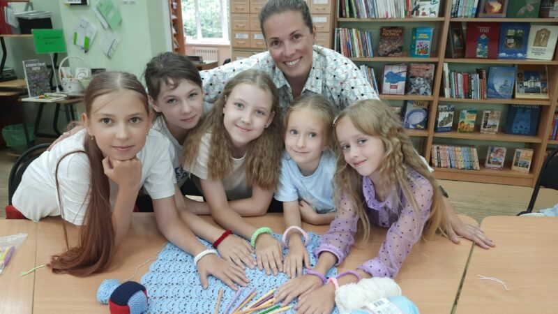 В Тучковской библиотеке учились вязать крючком