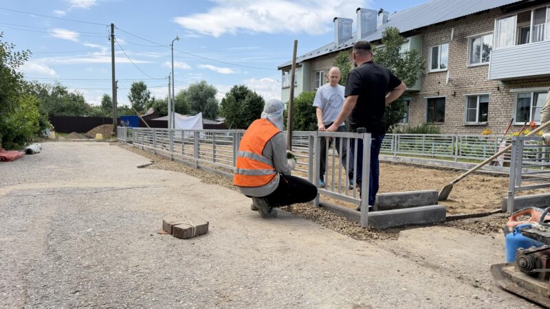 Ивойловские ребята ждут открытия новой детской площадки