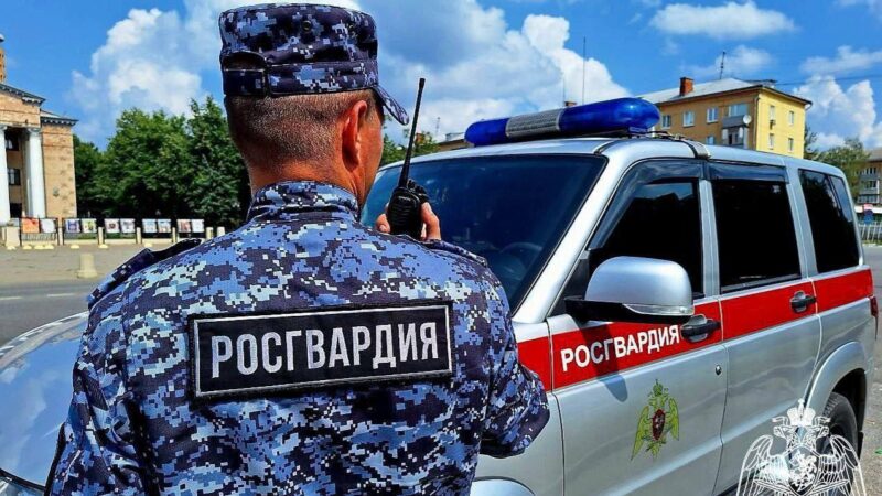 Росгвардейцы пресекли кражу из магазина
