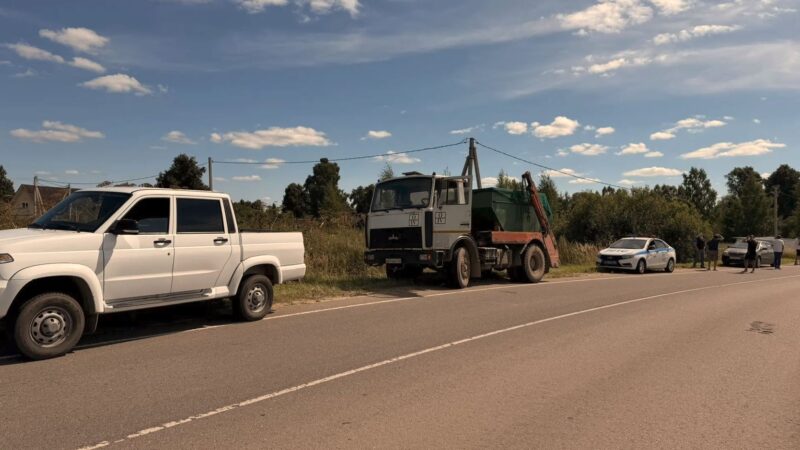 Рузские полицейские отправили на штраф-стоянку автомобиль, незаконно перевозивший мусор  