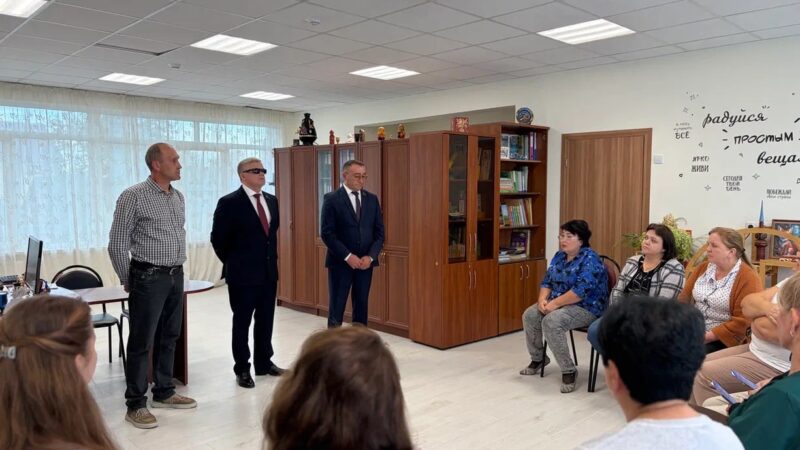 Единороссы встретились с коллективом Дороховского детского сада