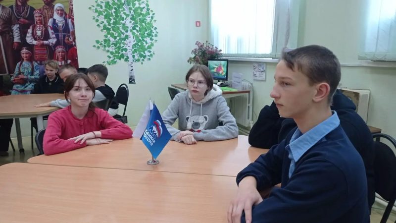Тучковским школьникам рассказали о Дне народного единства