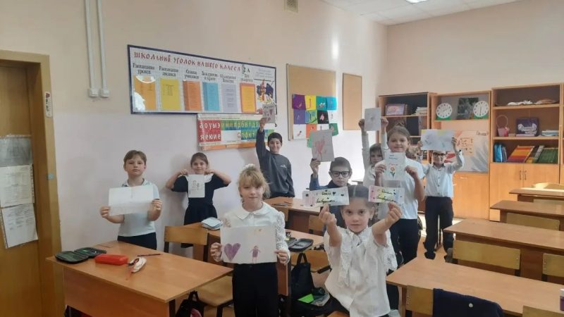 День бабушек и дедушек: во 2 «А» классе Тучковской СОШ № 1 вспомнили о самых дорогих людях